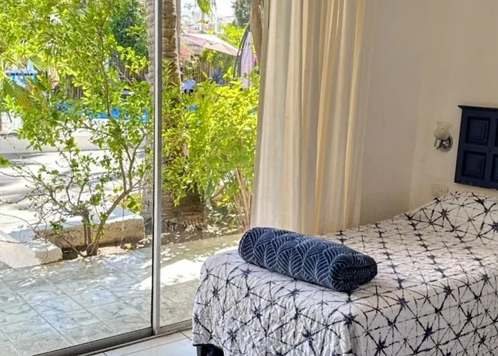 Hotel Calafia