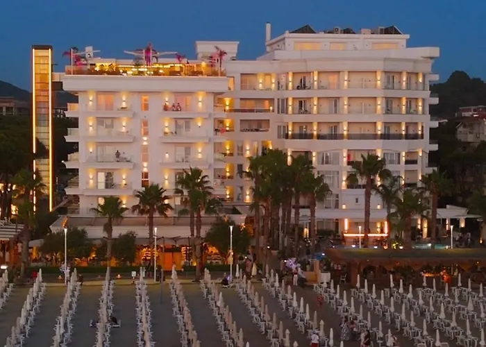 Klajdi Resort & Spa