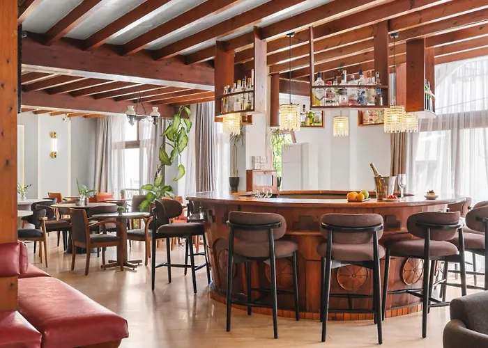 Kyrenia British Harbour Hotel