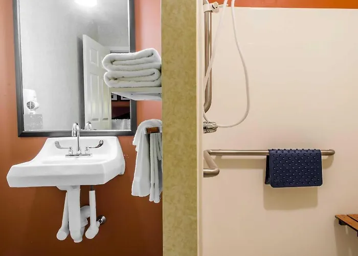 Sleep Inn & Suites - Lancaster Area