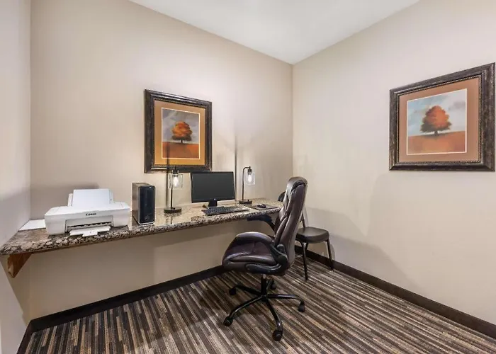 Best Western La Grange Inn & Suites
