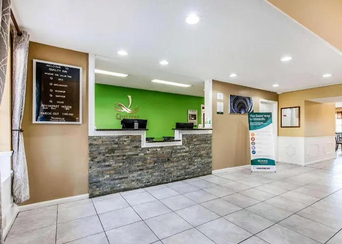 Quality Inn Bessemer I-20 Exit 108