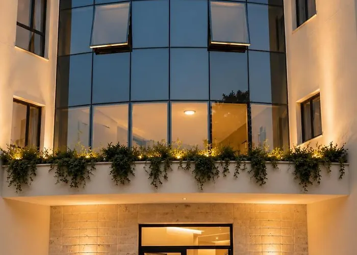 Emera Apartments
