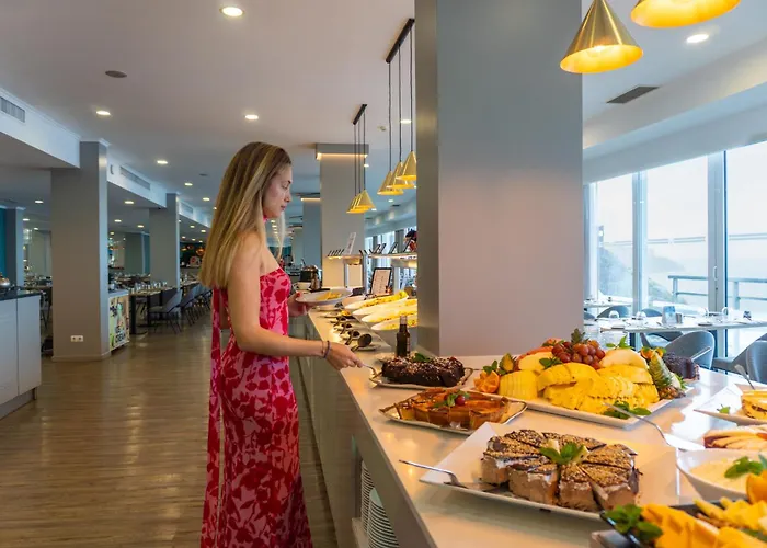 Hotel Orca Praia - Adults Only