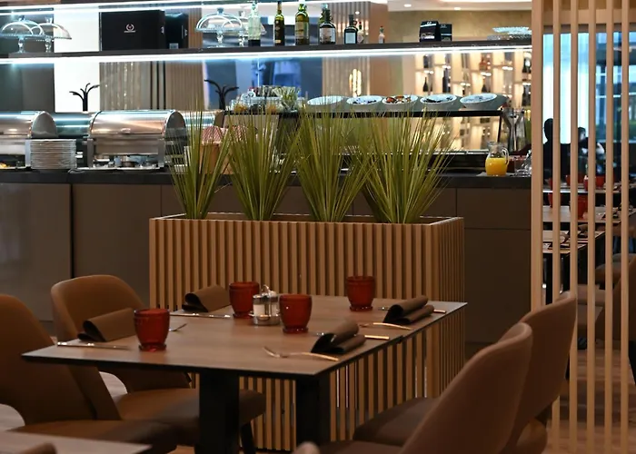 Hotel Paka