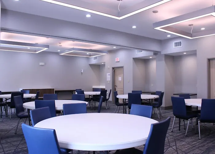 Holiday Inn Express Hotel & Suites Cedar Hill By Ihg