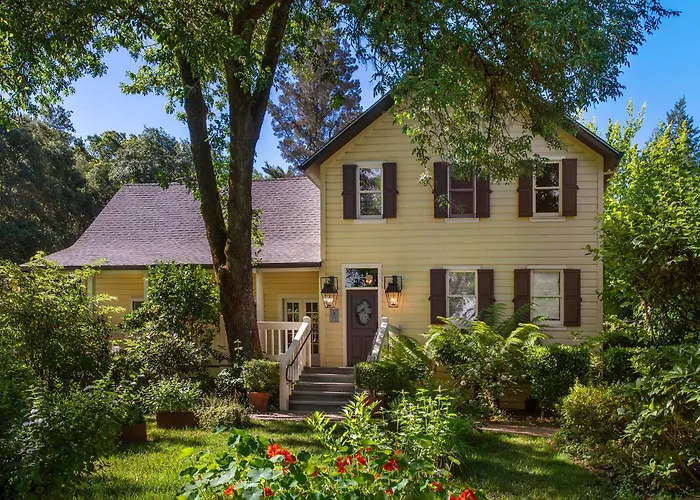 Farmhouse Inn