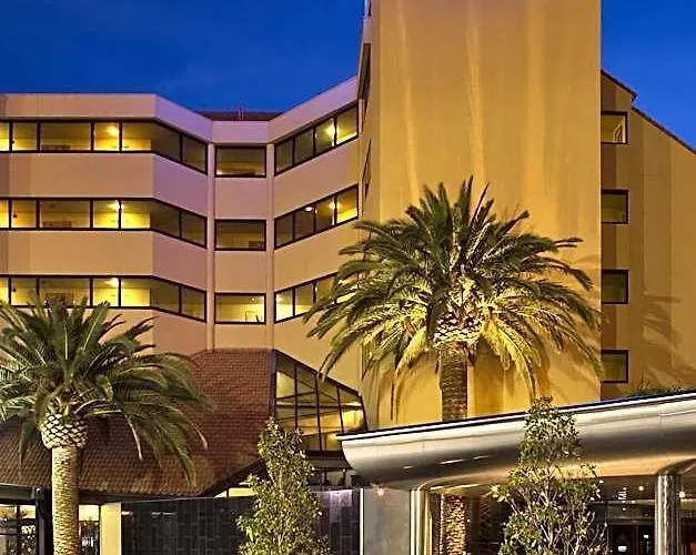 Hoteles con jacuzzi en Adelaida