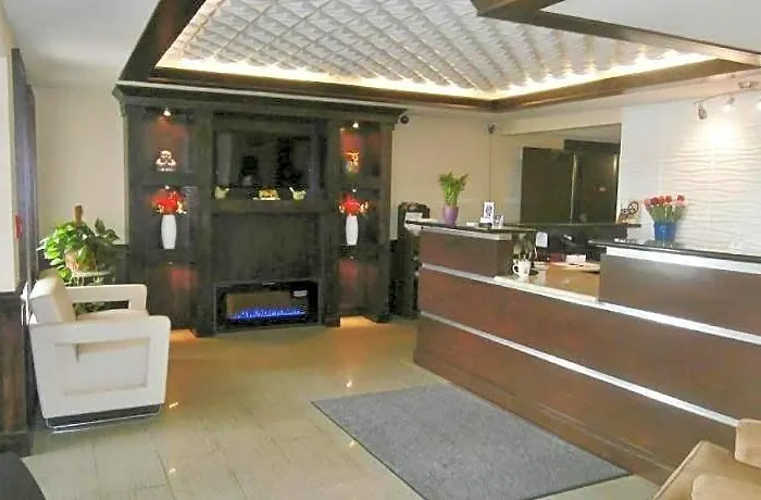 Americas Best Value Inn & Suites Thief River Falls