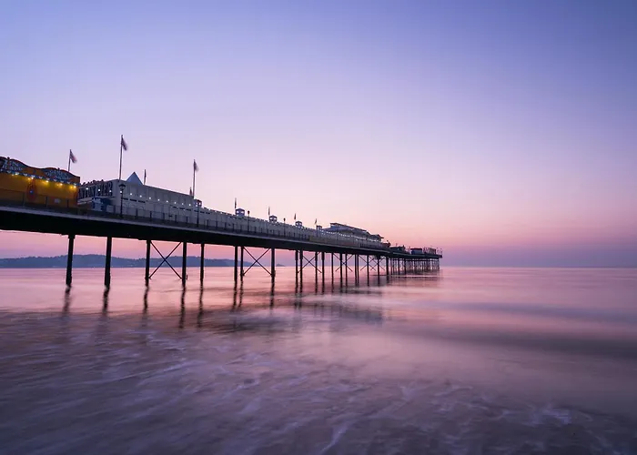 The Torland - Paignton Seafront - Free Parking, All Rooms En-Suite