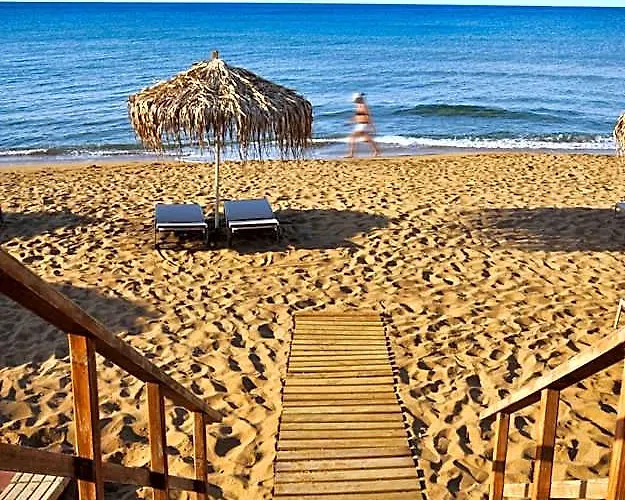 The Mini Beach Hotel