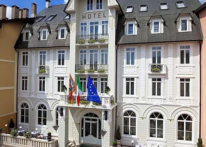Hotel Croce Bianca