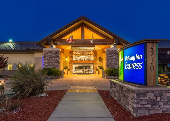 Holiday Inn Express By Ihg