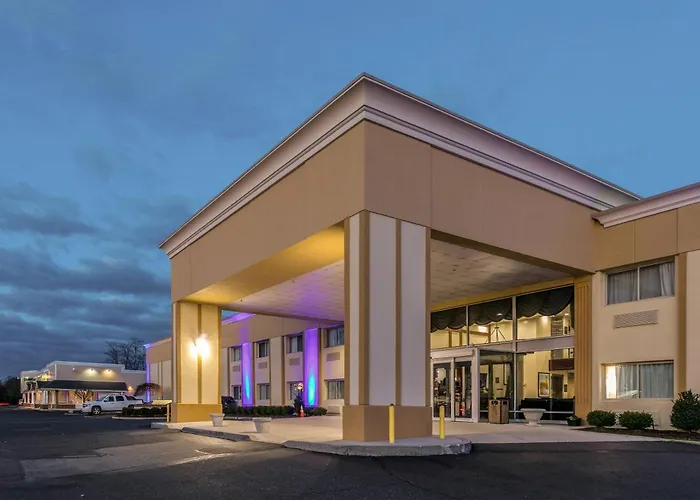 Comfort Inn Medford-Long Island