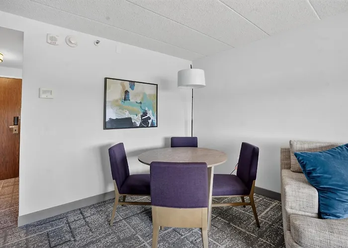 Crowne Plaza By Ihg