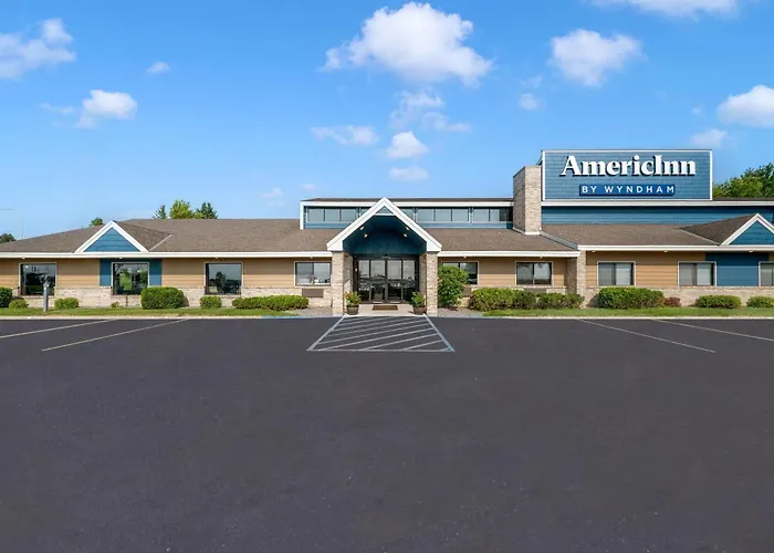 Americinn By Wyndham Fergus Falls Conference Center