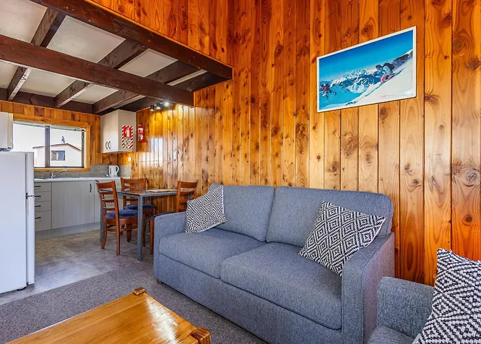 Ossies Motels And Chalets