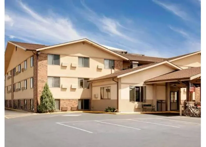 Fairbridge Inn & Suites