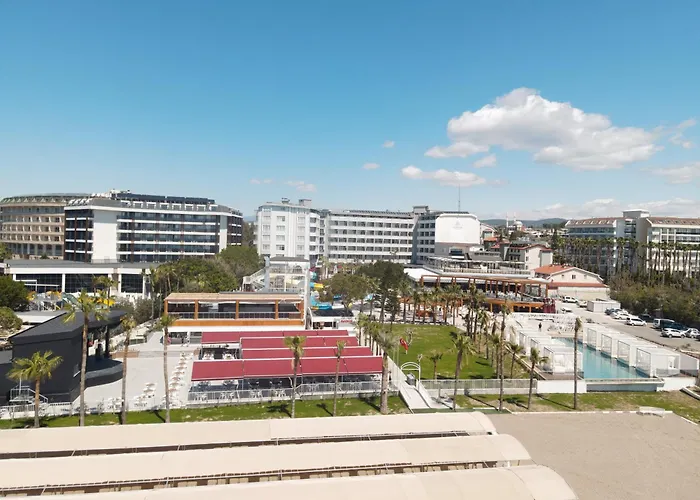 Mira Meridia Beach Resort Hotel