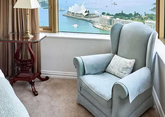 Sebel Quay West Suites