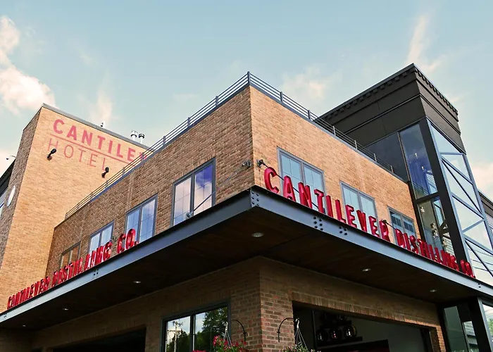 Cantilever Hotel, Trademark Collection By Wyndham