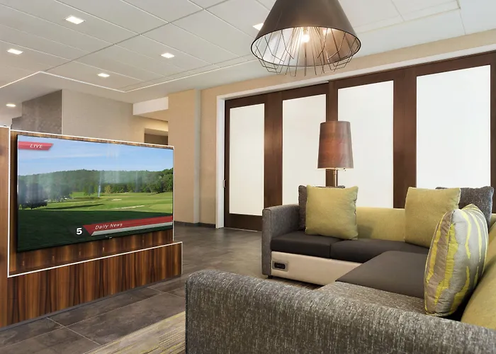 Courtyard By Marriott St Paul Woodbury