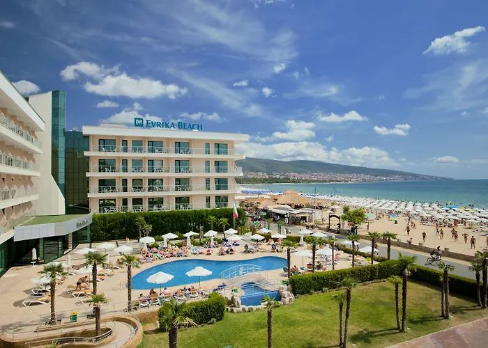 Dit Evrika Beach Club
