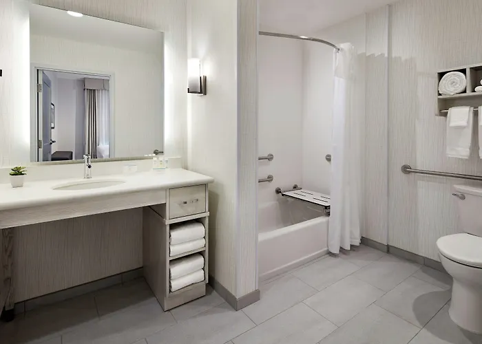 Homewood Suites By Hilton Long Beach Airport