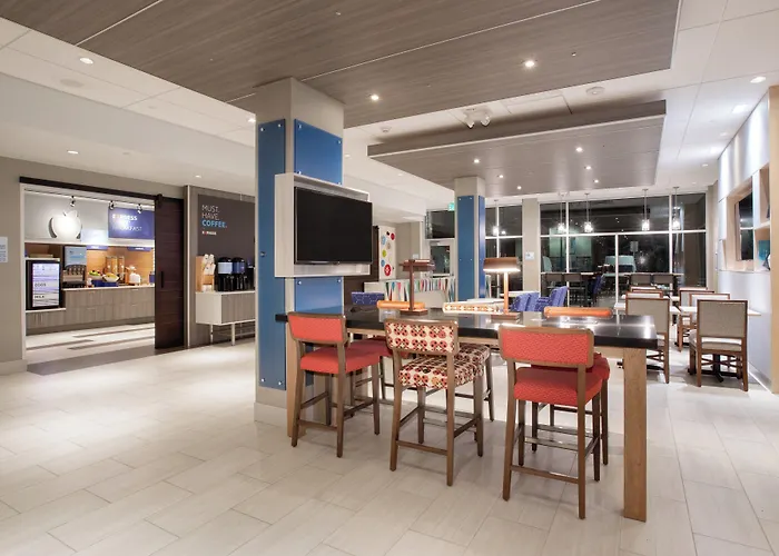 Holiday Inn Express & Suites - Denver Ne - Brighton By Ihg