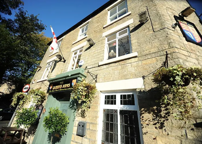 Queens Arms Country Inn