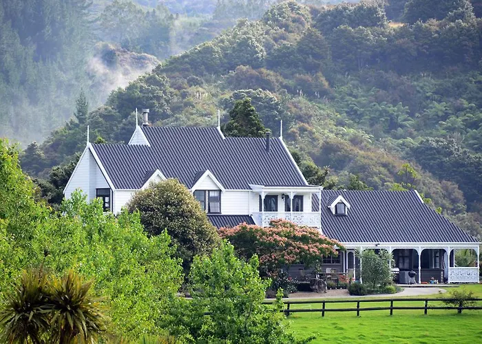 Country Homestead At Black Sheep Farm