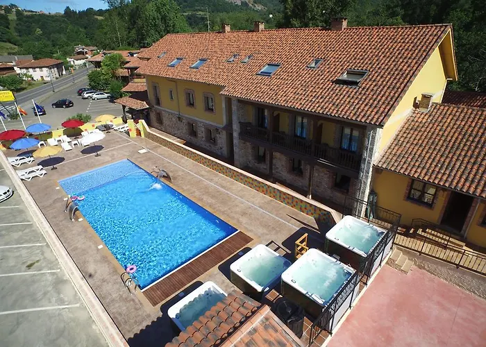 Conjunto Hotelero La Pasera Soto De Cangas