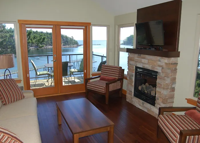 Mayne Island Resort