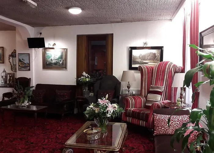 Mornington Hotel