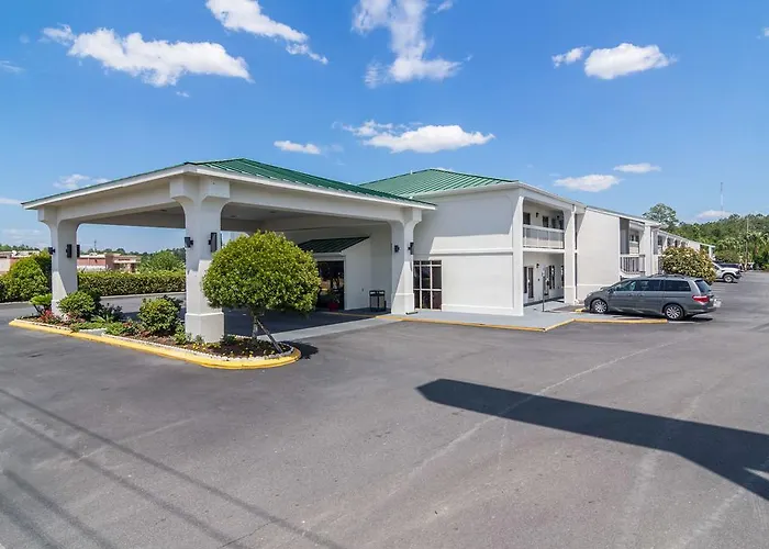 Motel 6 Waycross