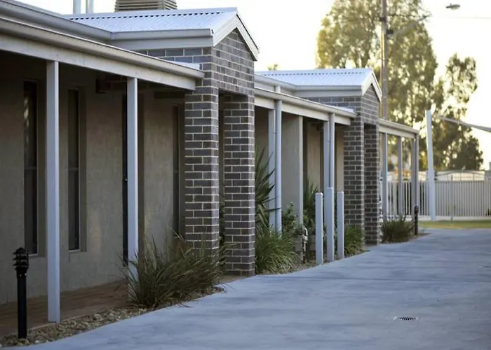 Kennedy Holiday Villas