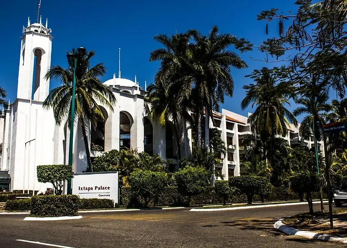 Ixtapa Palace