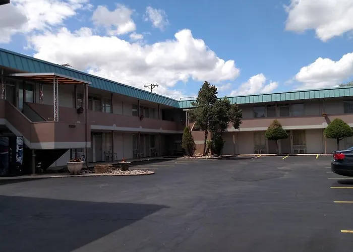 Modern Motel