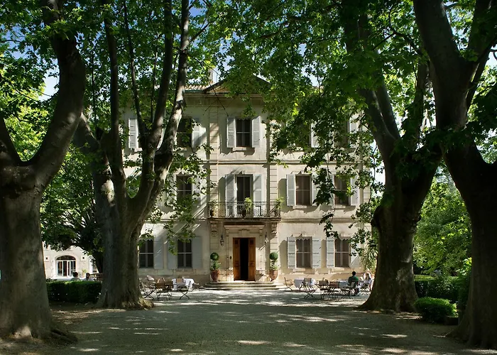 Hotel Château Des Alpilles