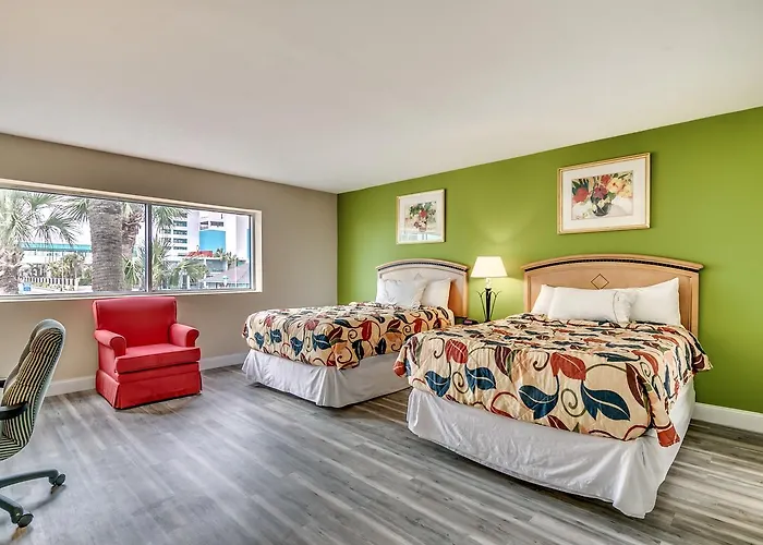Beachcomber Inn & Suites