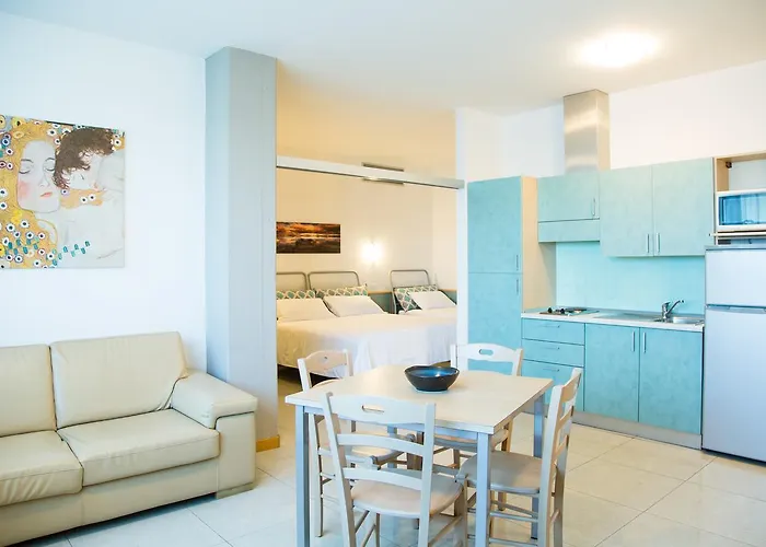 Romea Aparthotel