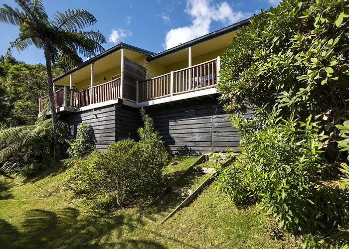 Punga Cove Resort