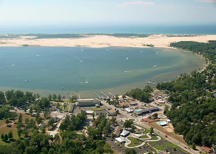 Silver Sands Hotel & Resort