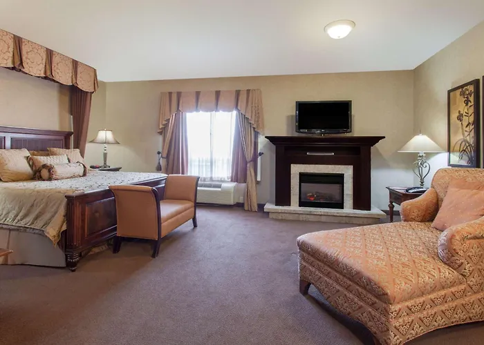 Ramada By Wyndham Camrose