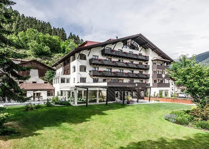 Hotel Der Mohrenwirt **** Burgusio