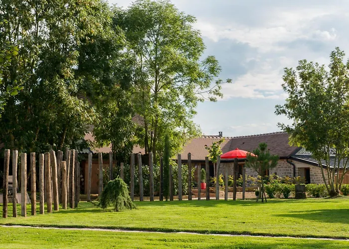 LE DOMAINE DES PRES VERTS Nature&Spa Jouey