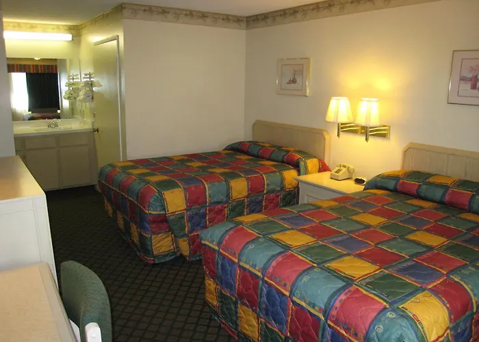 Town House Motel