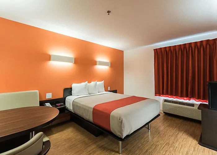 Motel 6-Moosomin, Sk