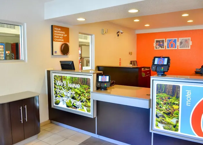 Motel 6 - Santa Nella, On I-5