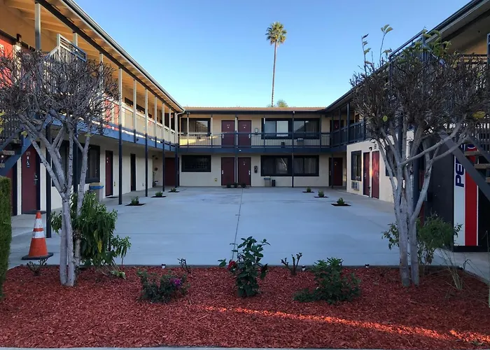 Luxury Inn